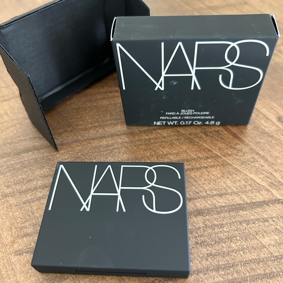 NARS POWDER BLUSH*AMOUR*New In Box. See pics for details. - Picture 5 of 9